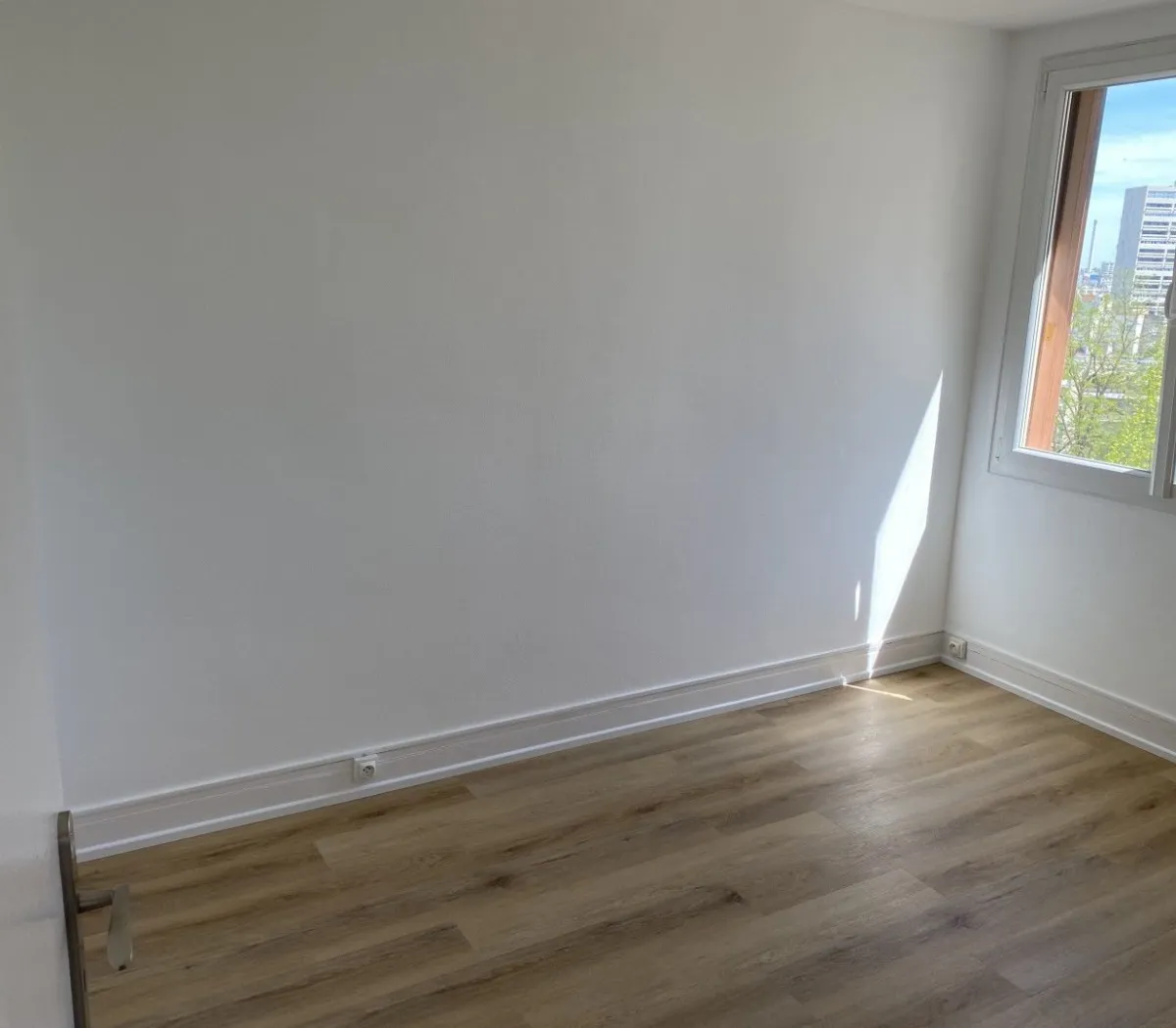 Location Ivry-sur-Seine Appartement 080fe3f1