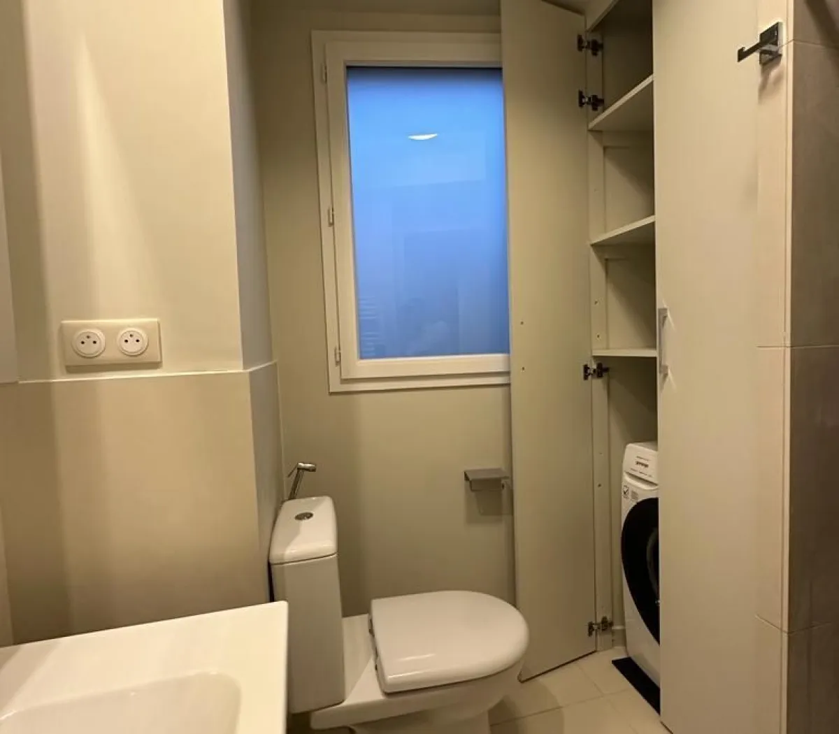 Location Paris Appartement 08175971