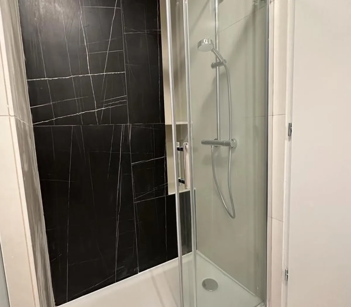 Location Paris Appartement 08175971