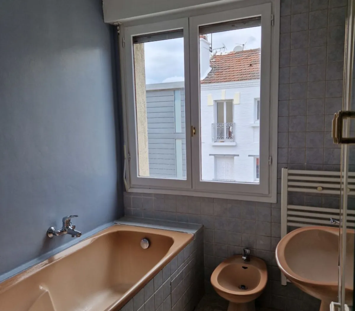 Location Saint-Ouen-sur-Seine Appartement 0c83e431