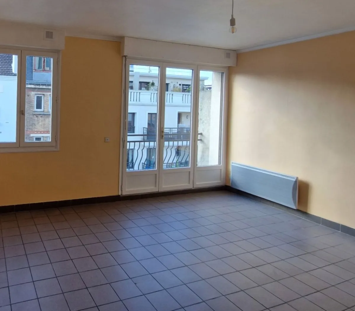 Location Saint-Ouen-sur-Seine Appartement 0c83e431