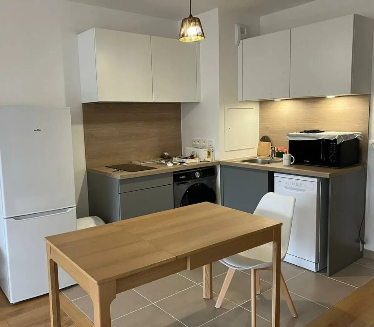 Location Courbevoie Appartement 1e48448c