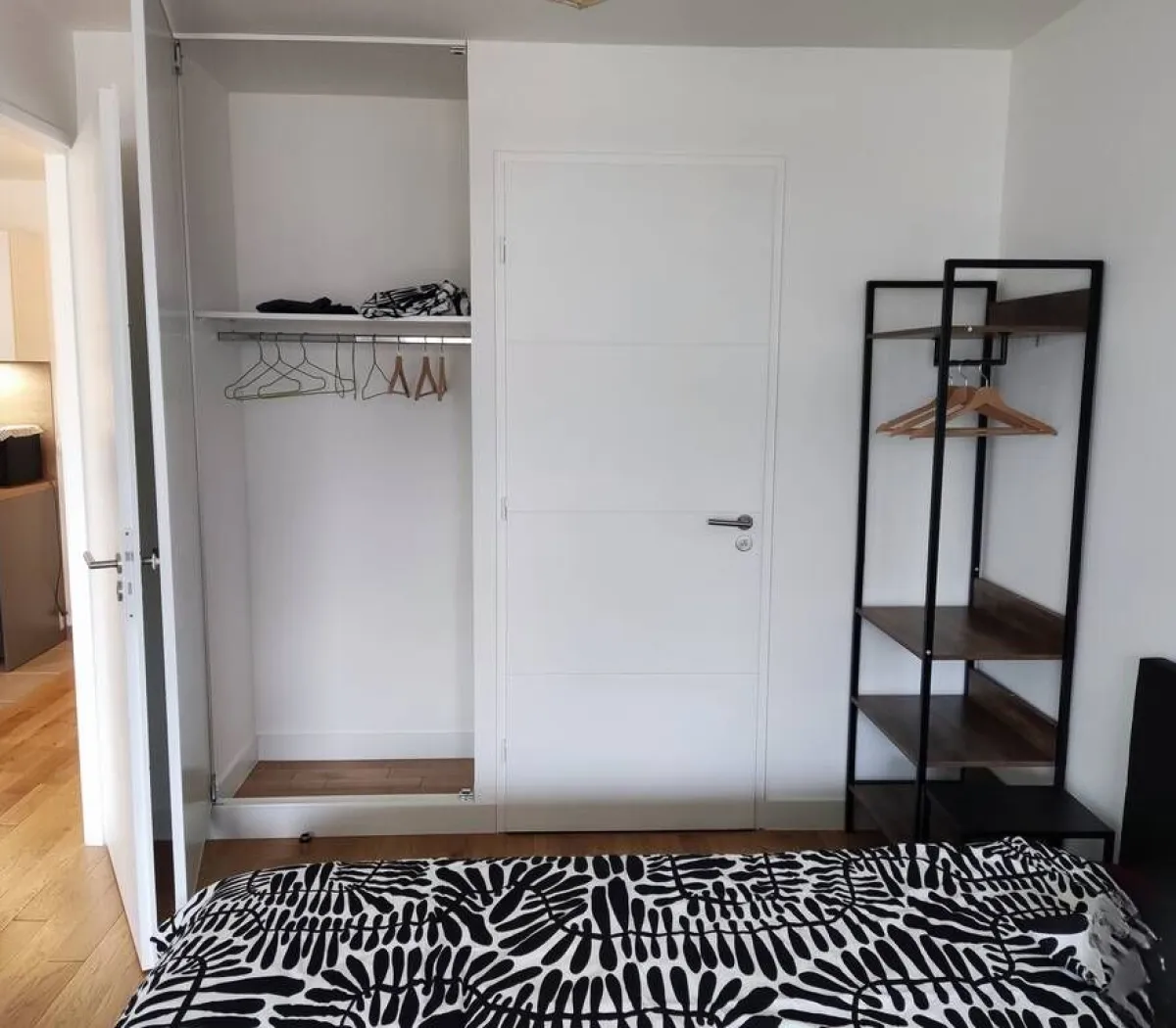 Location Courbevoie Appartement 1e48448c