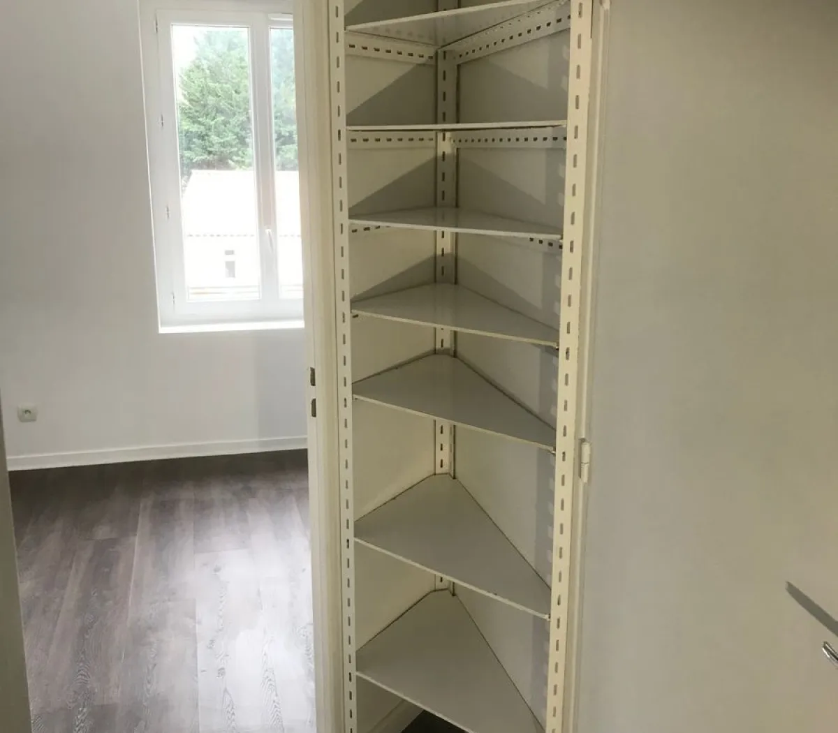 Location Le Chambon-Feugerolles Appartement 243184af