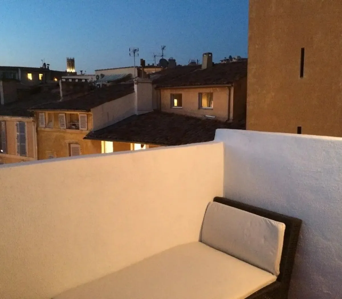 Location Aix-en-Provence Appartement 298e2178