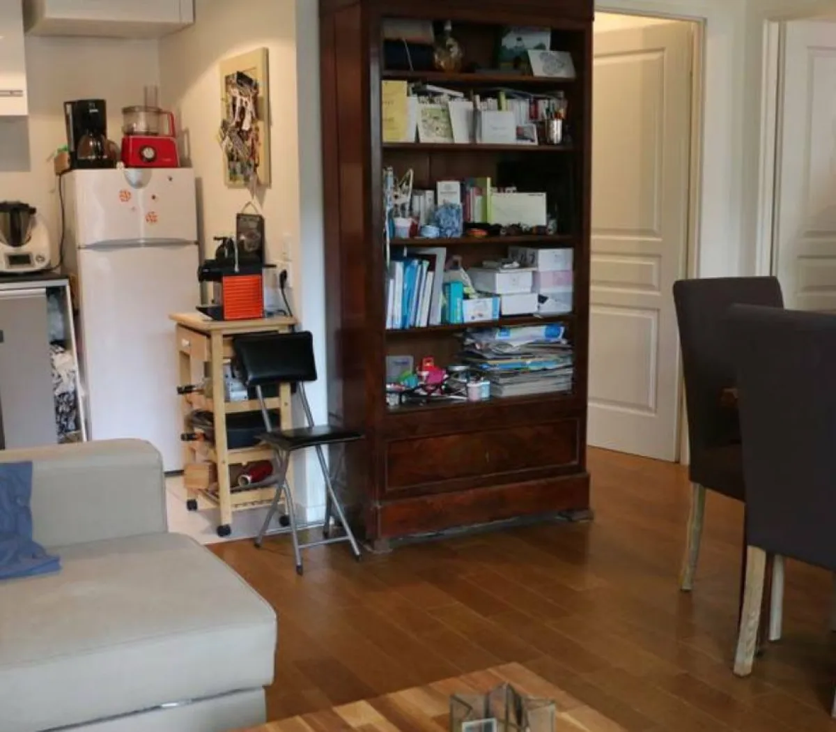 Location Issy-les-Moulineaux Appartement 2f189a75