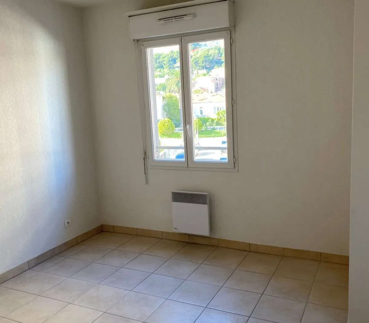 Location Saint-Laurent-du-Var Appartement 401a8ff3