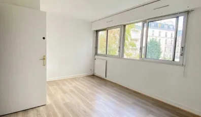 miniatureLocation Paris Appartement 40b5cd6e2