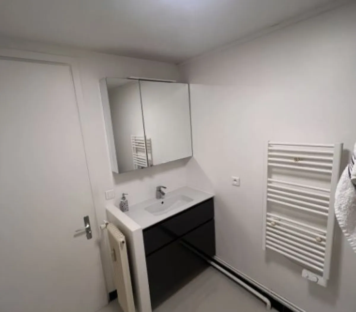 Location Neuilly-sur-Seine Appartement 4ae835a1