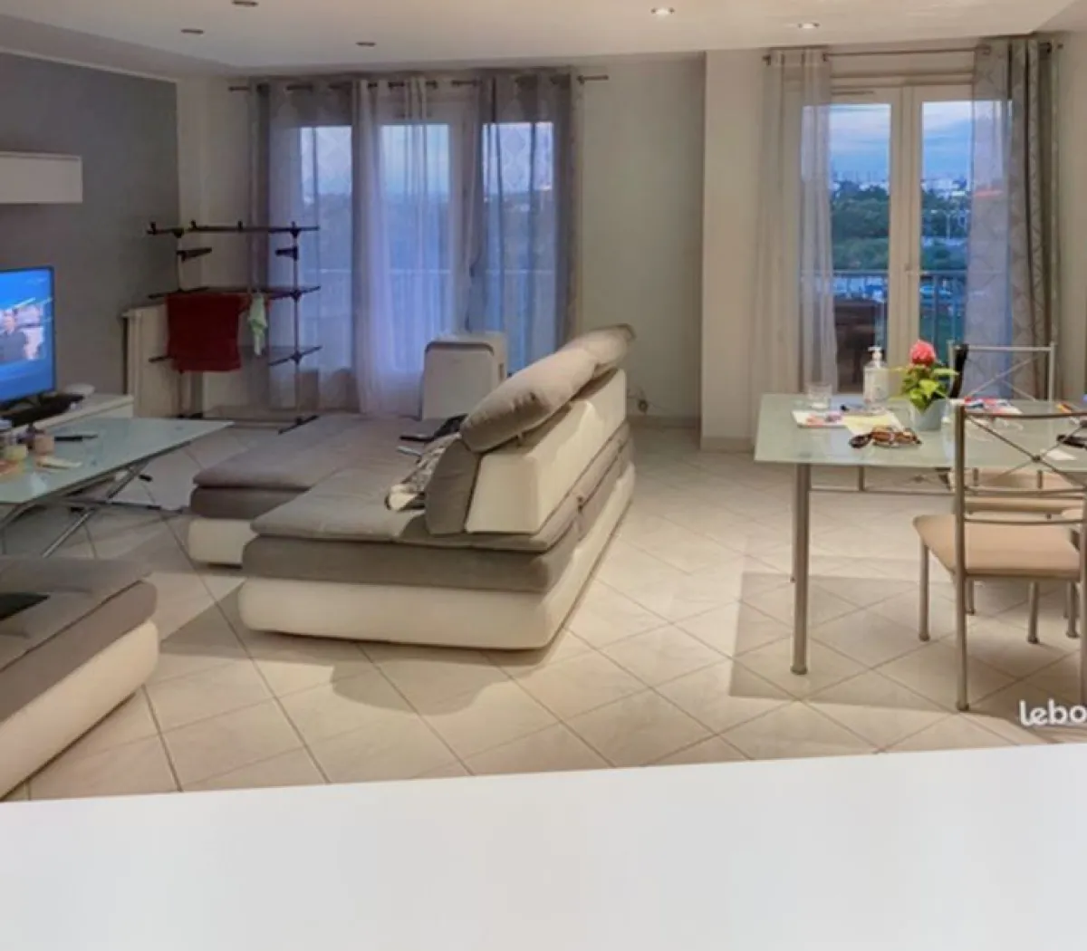 Location Vénissieux Appartement 53846787