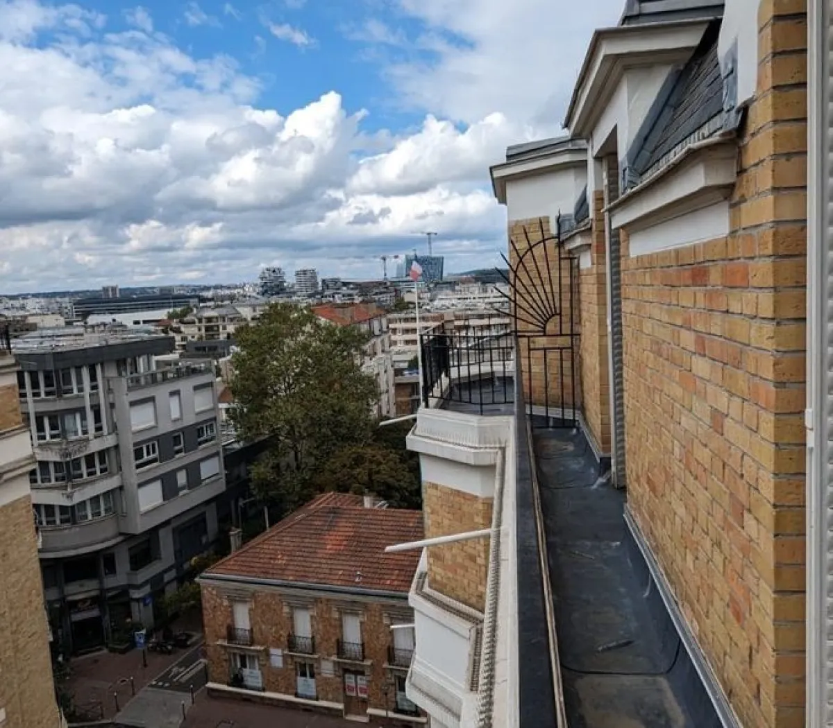 Location Issy-les-Moulineaux Appartement 5cf26c88