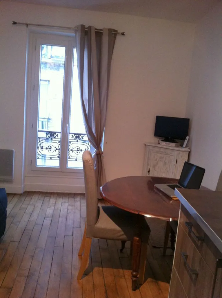 Location Paris Appartement 5d174f625