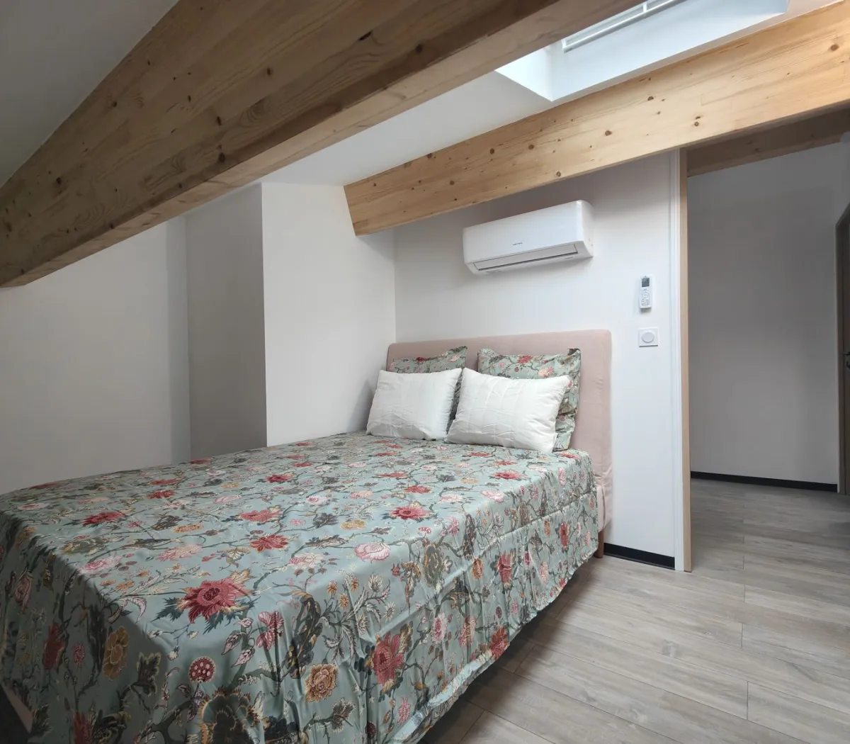 Location Bordeaux Appartement 5d86cc82