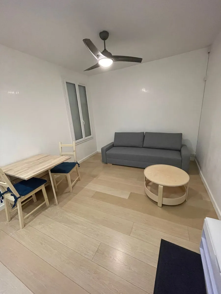 Location Paris Appartement 5fc3992d1