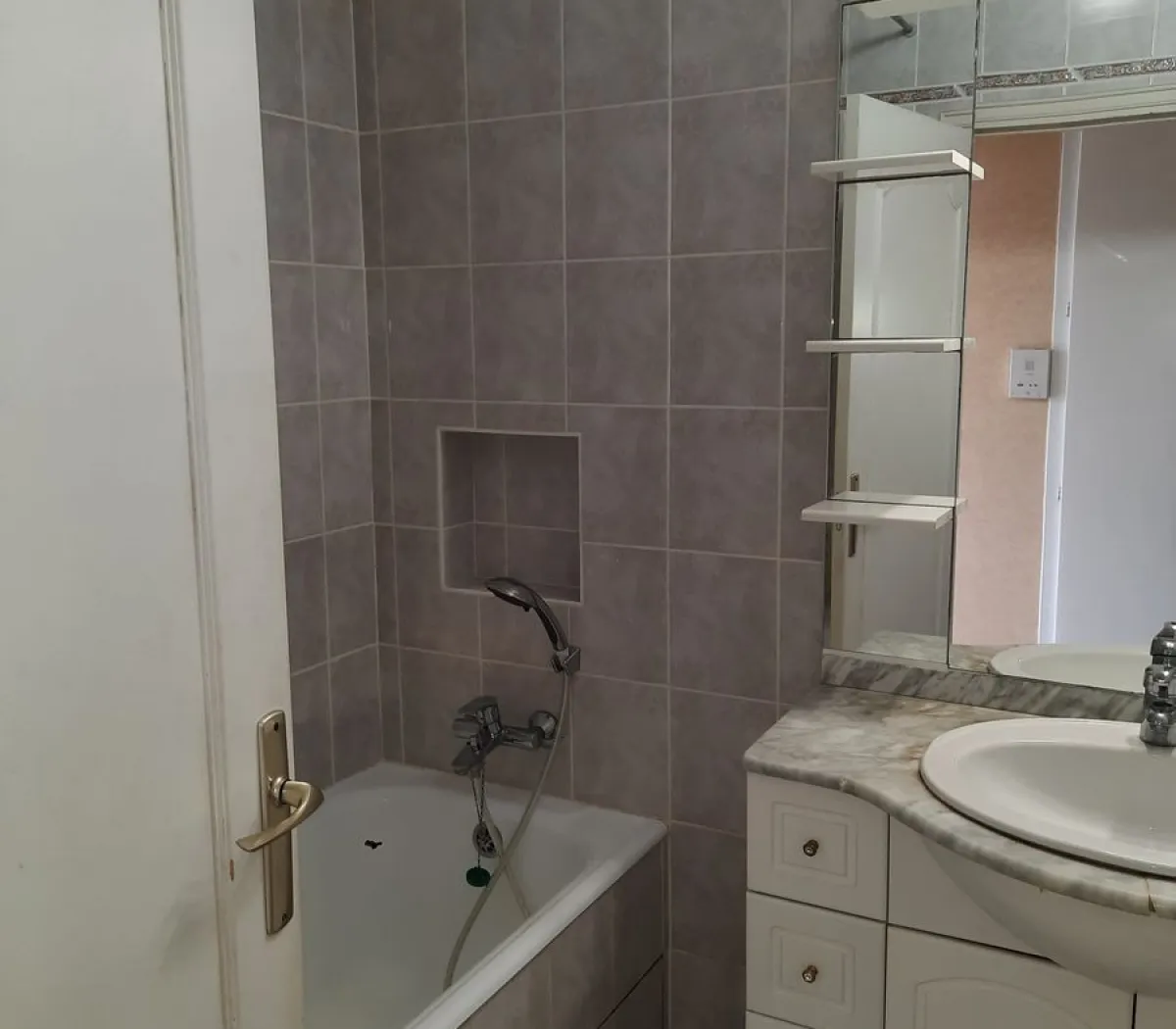 Location Tours Appartement 6357279b