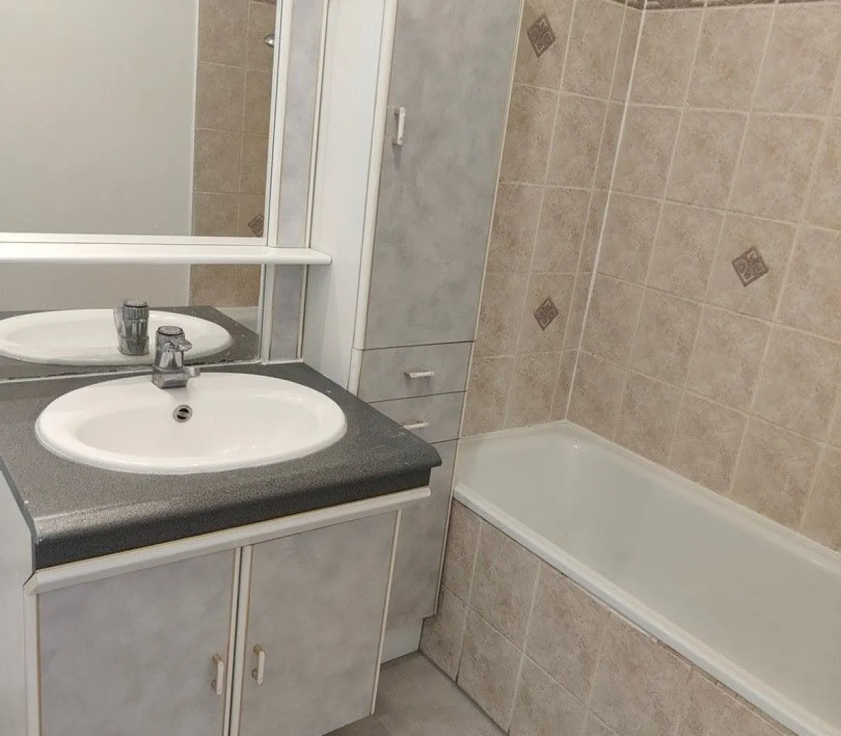 Location Clichy Appartement 654b86aa
