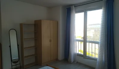miniatureLocation Cergy Chambre 667be24e2de32