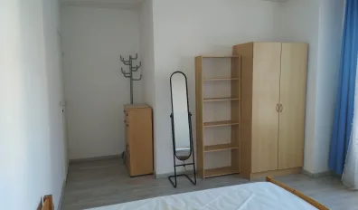 miniatureLocation Cergy Chambre 667be24e2de32