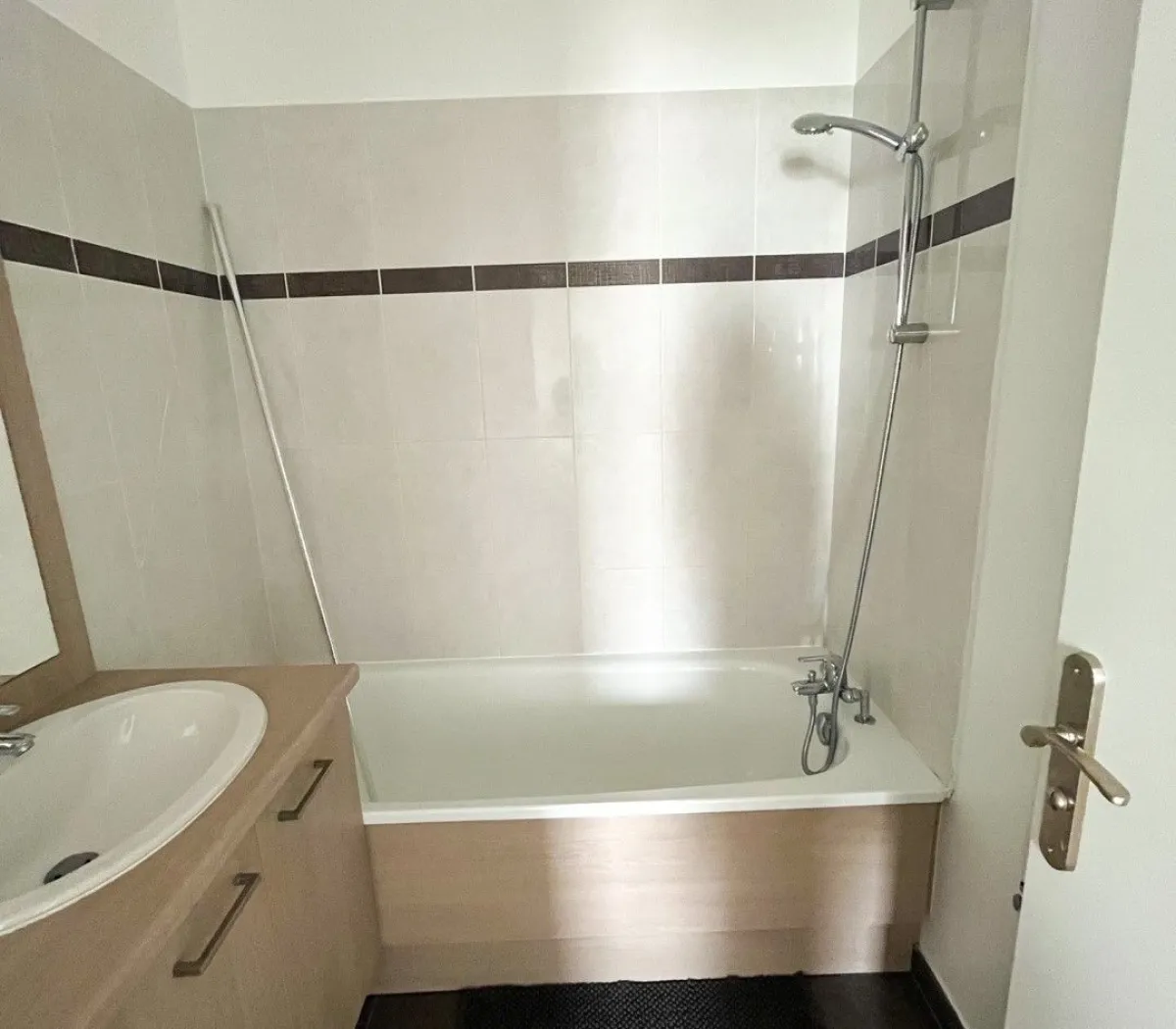 Location Gennevilliers Appartement 669e60f9ecc3