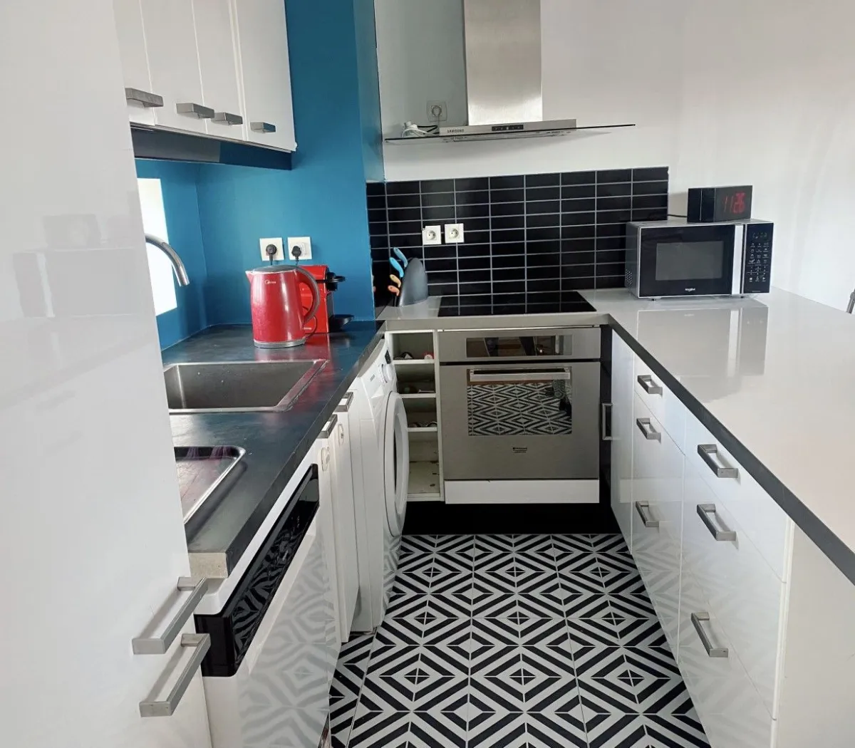 Location Courbevoie Appartement 669f7dda2398