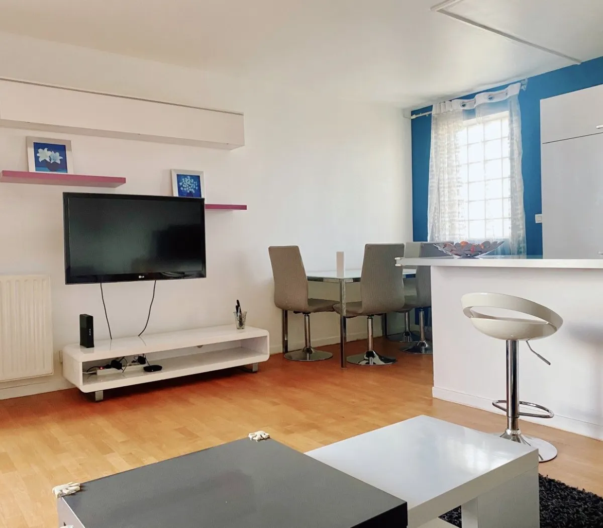 Location Courbevoie Appartement 669f7dda2398