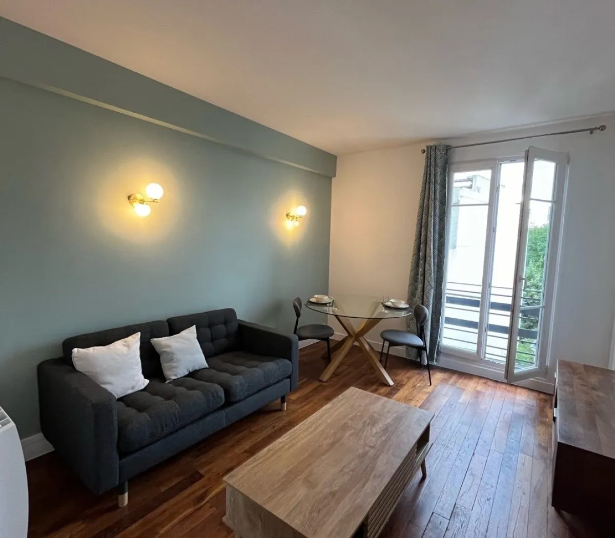 Location Asnières-sur-Seine Appartement 669fc1ae5671