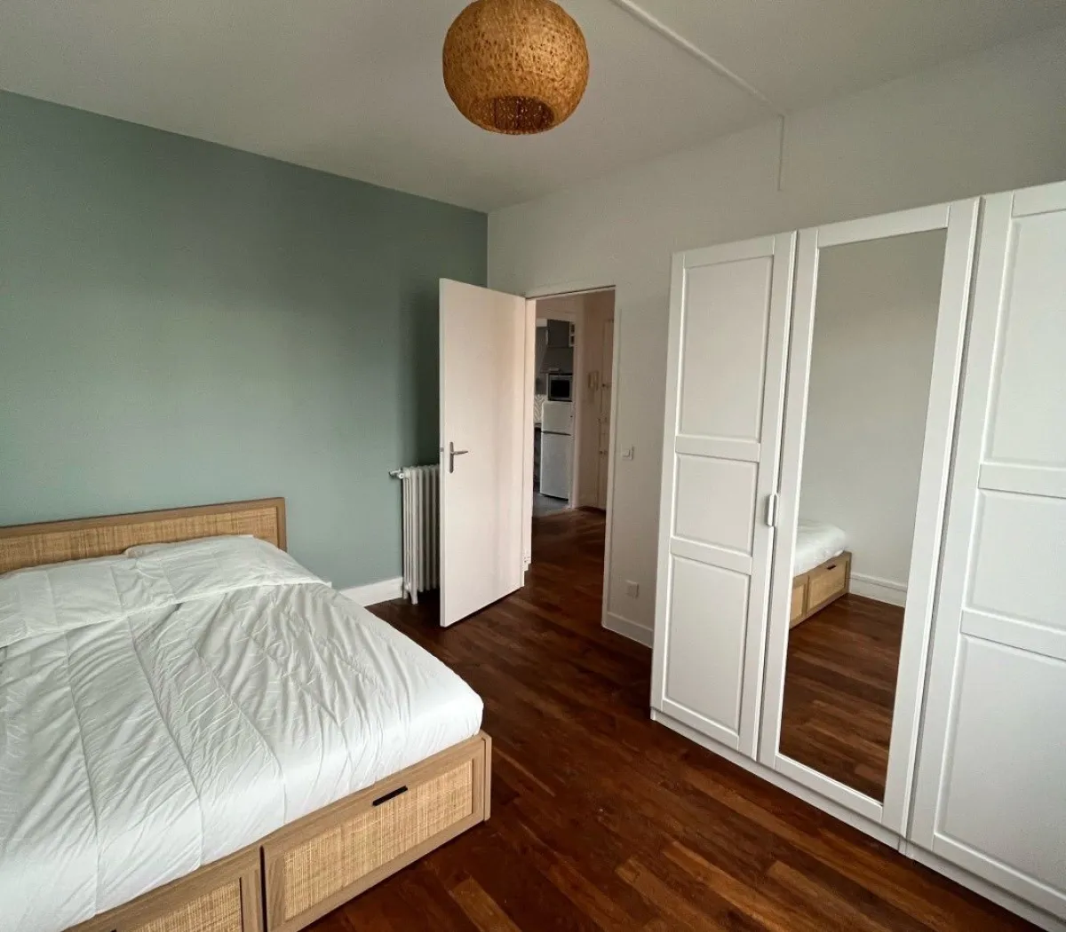 Location Asnières-sur-Seine Appartement 669fc1ae5671