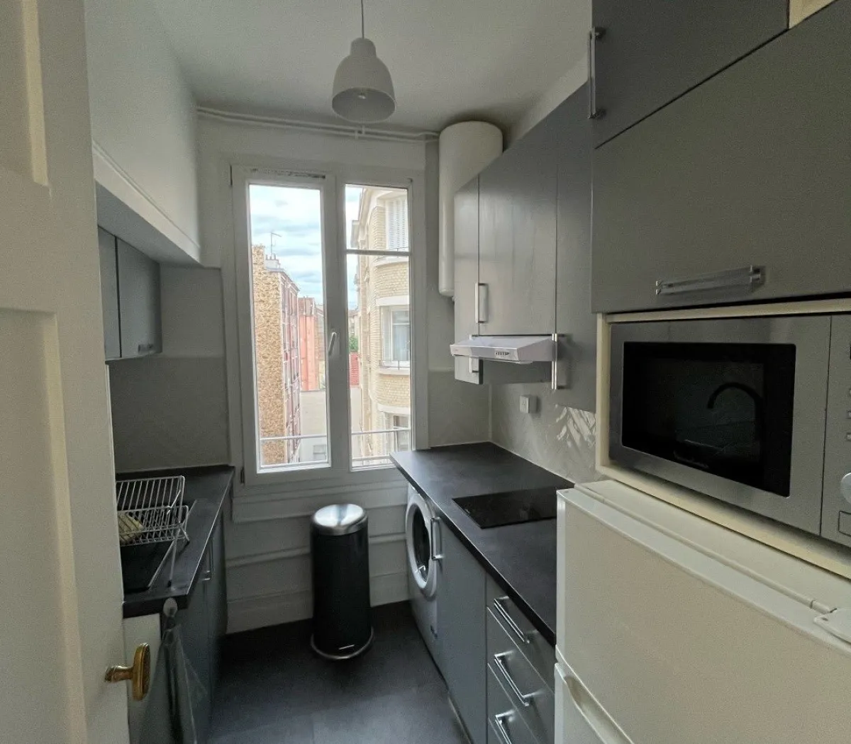 Location Asnières-sur-Seine Appartement 669fc1ae5671