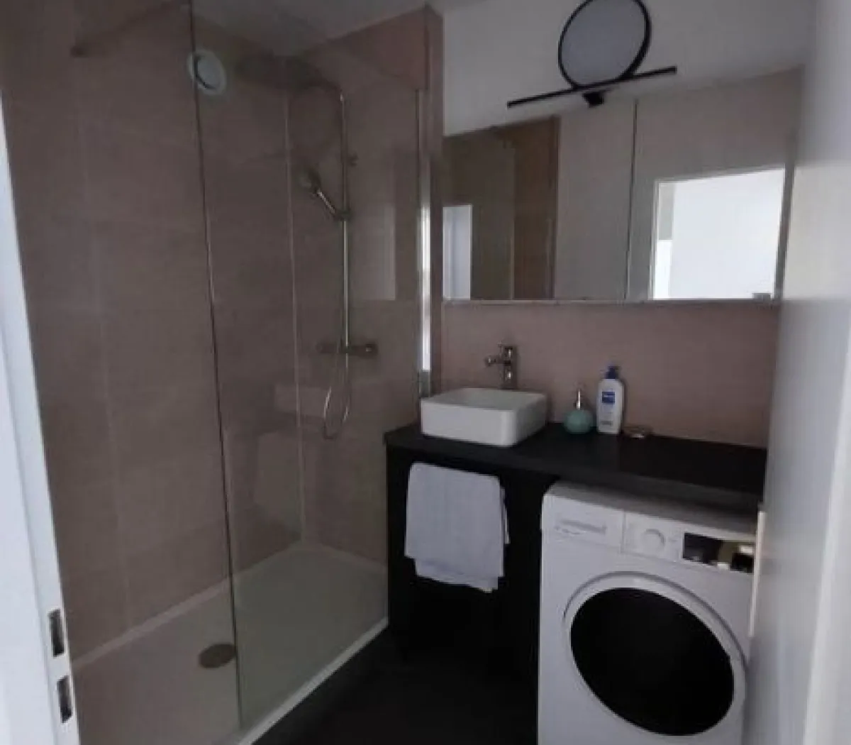 Location Issy-les-Moulineaux Appartement 66a37bdcedca