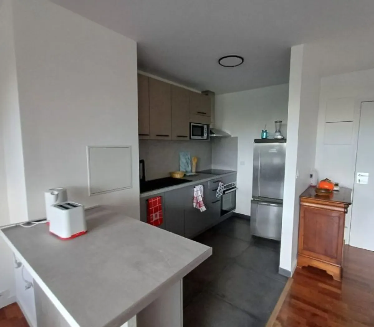 Location Issy-les-Moulineaux Appartement 66a37bdcedca