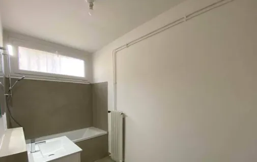 Location Le Tholonet Appartement 66b387e74c07