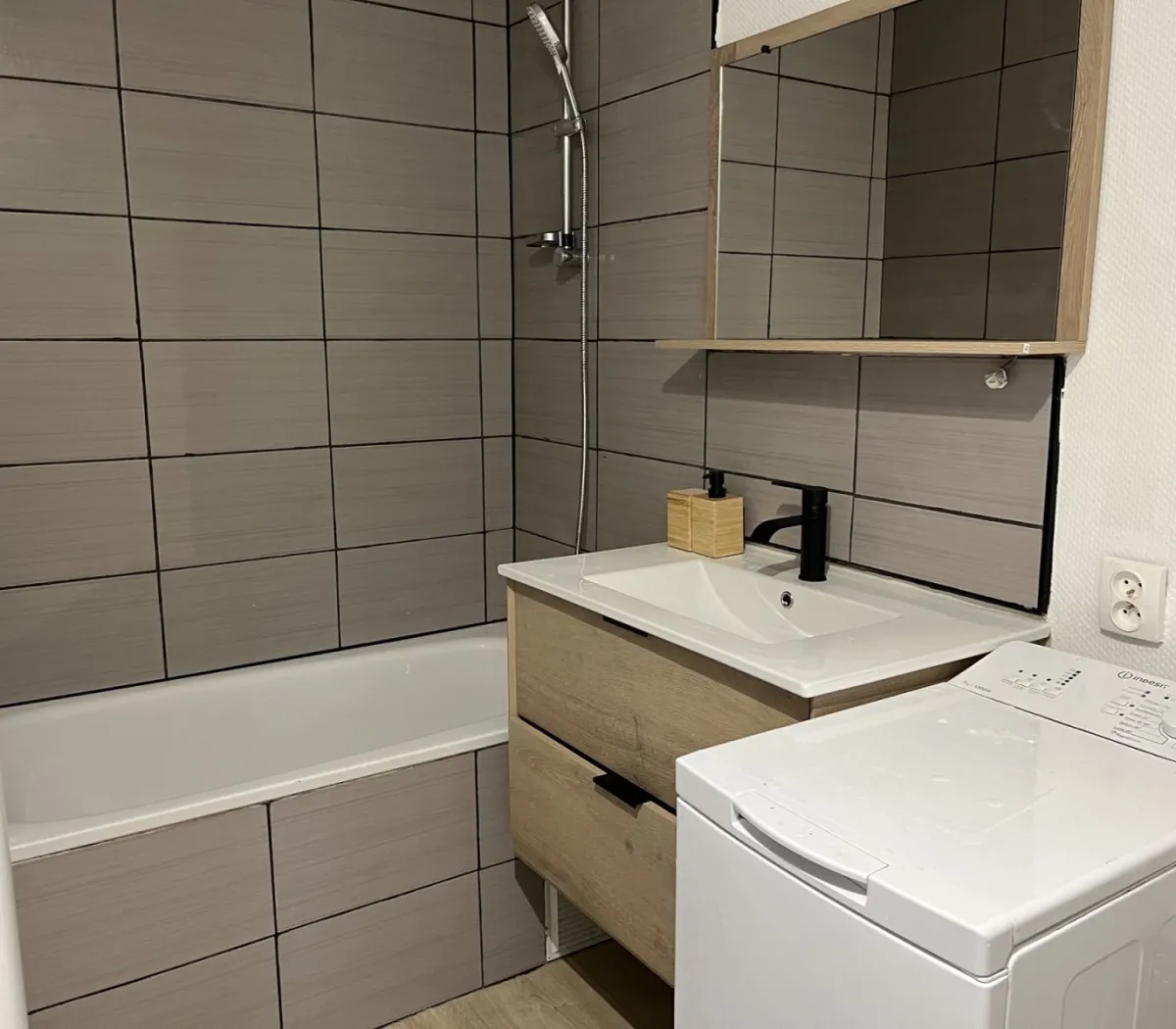 Location Nantes Appartement 66b85a89eabb