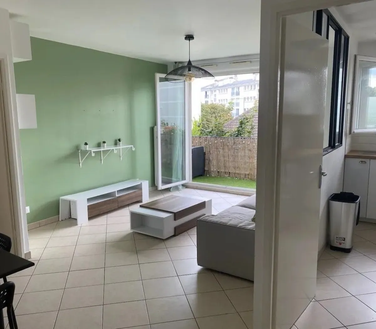 Location Montreuil Appartement 66bf258e8c31