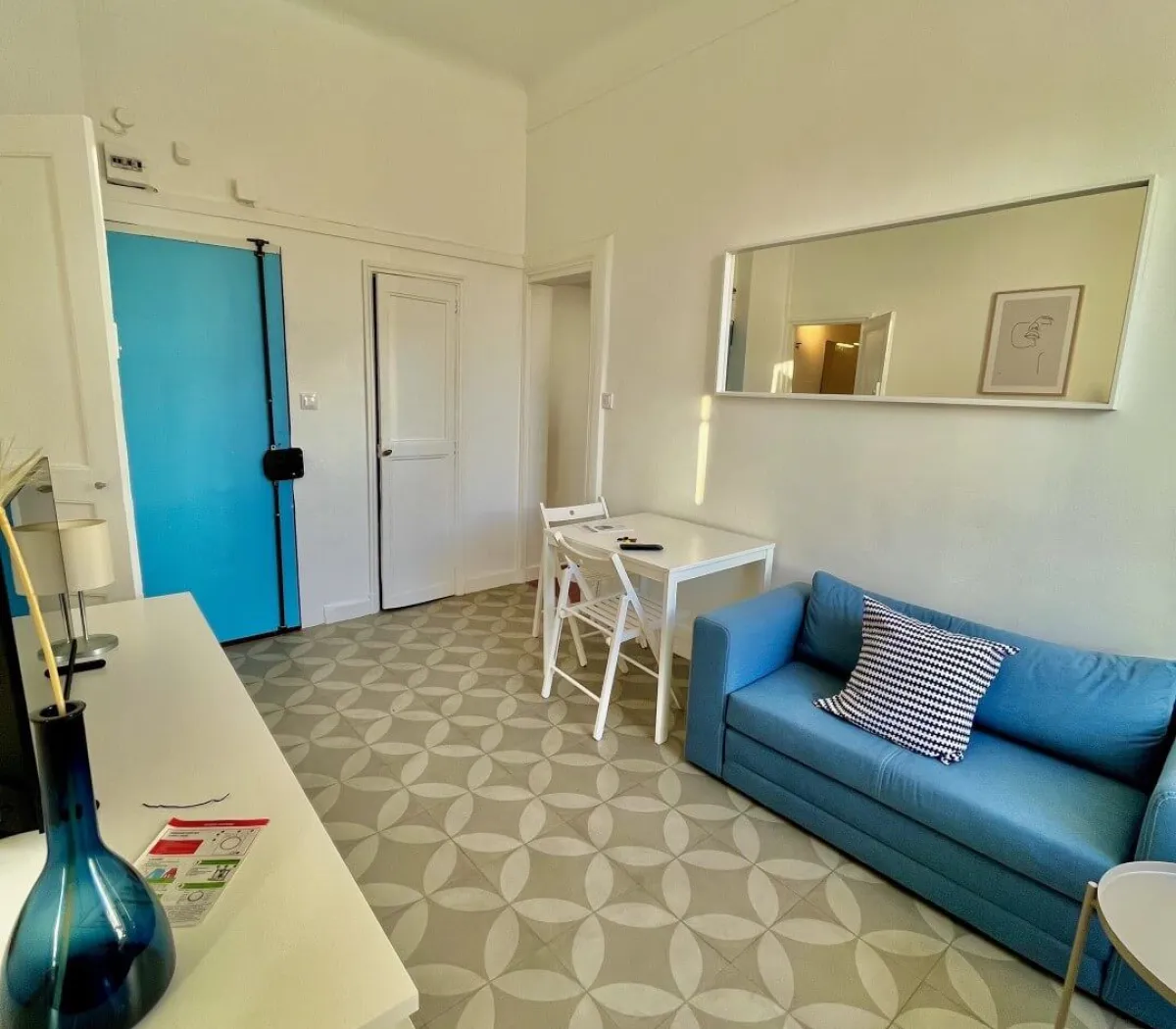 Location Marseille Appartement 66c856d8ab5d