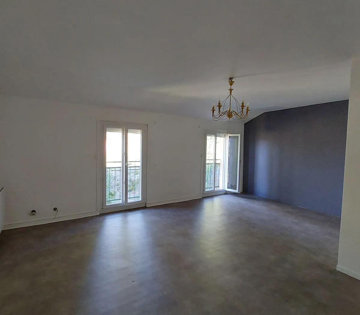Location Saint-Étienne Appartement 66cf75034420