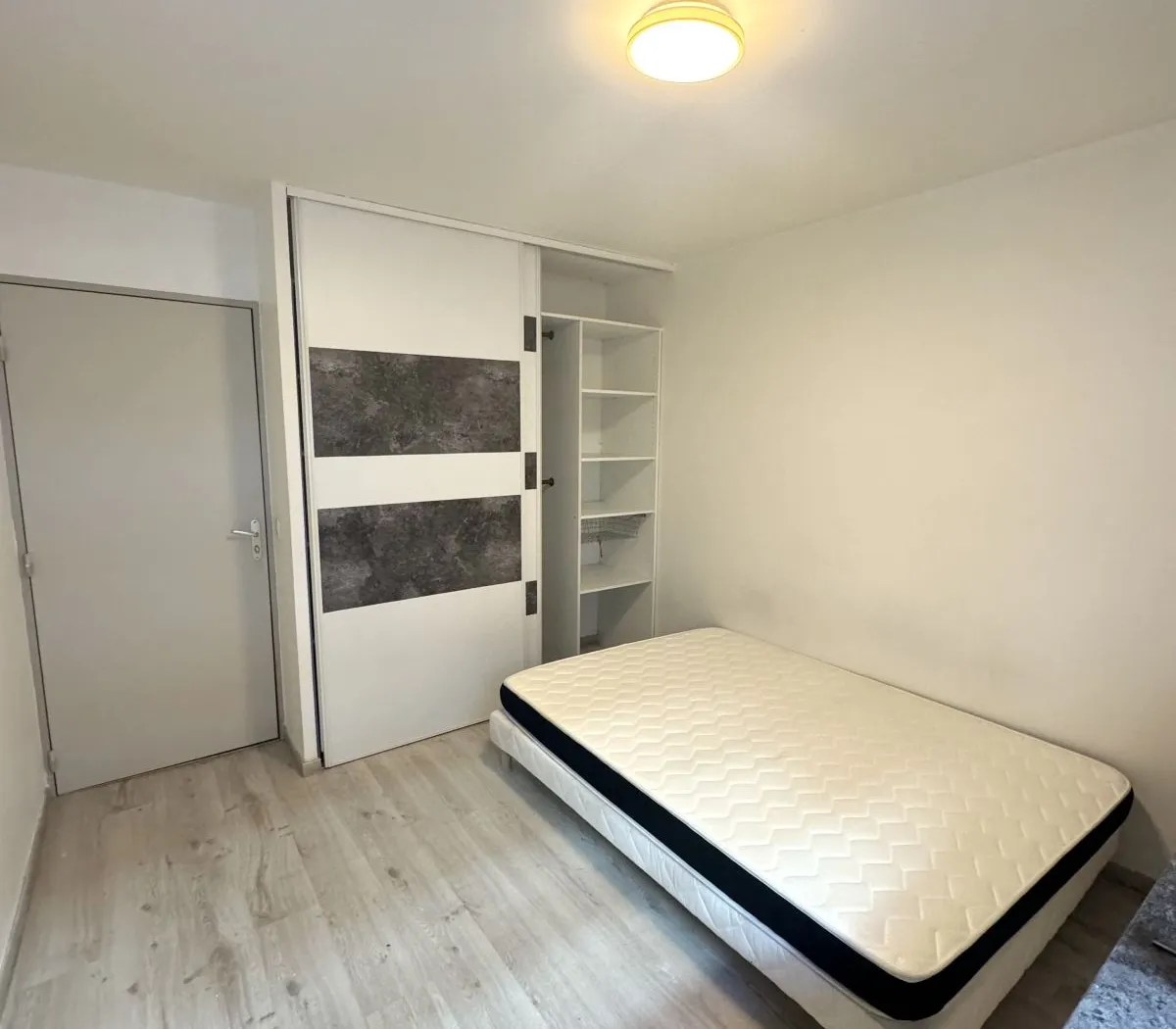 Location Marseille Appartement 66d00e8dd295