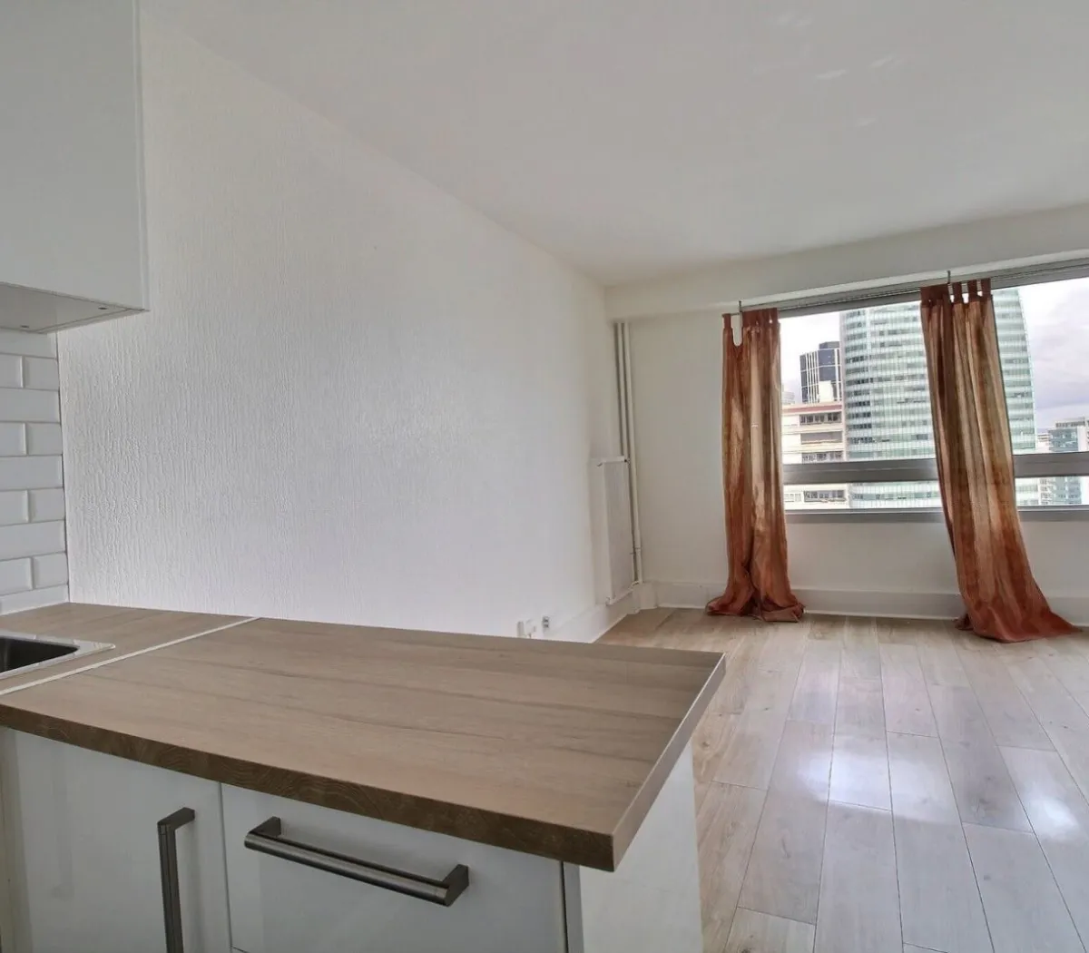 Location Courbevoie Appartement 66d6c35eac14