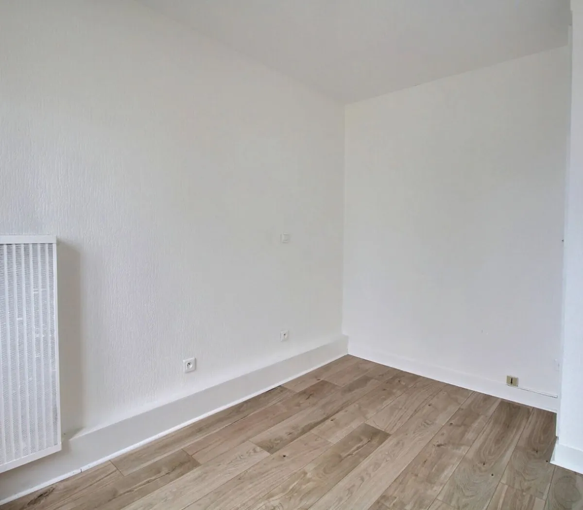 Location Courbevoie Appartement 66d6c35eac14