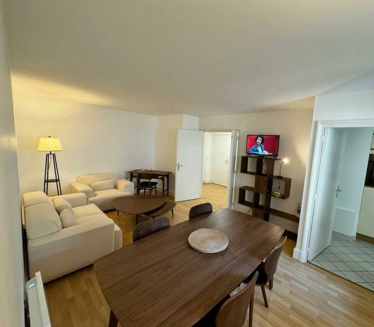 Location Versailles Appartement 66d859f300f8