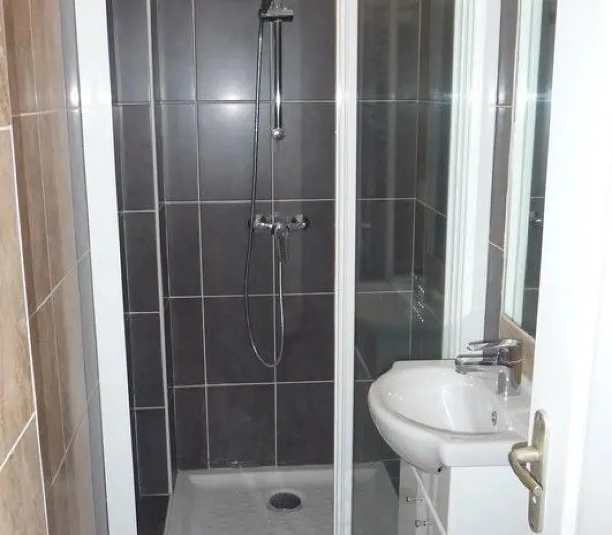 Location Lyon Appartement 66dec48356be