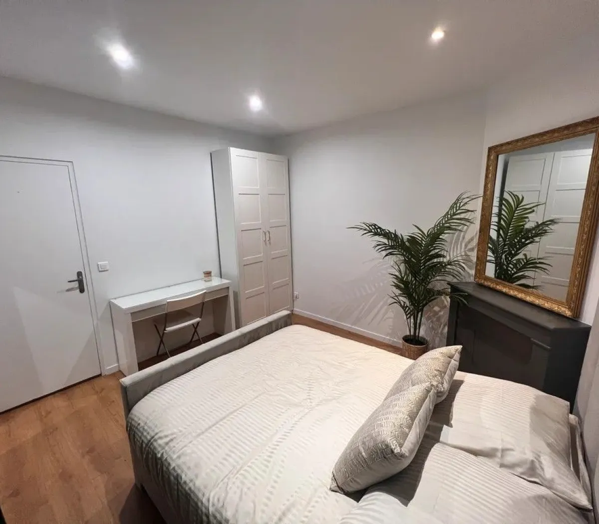 Location Ivry-sur-Seine Appartement 66def4fbcf17