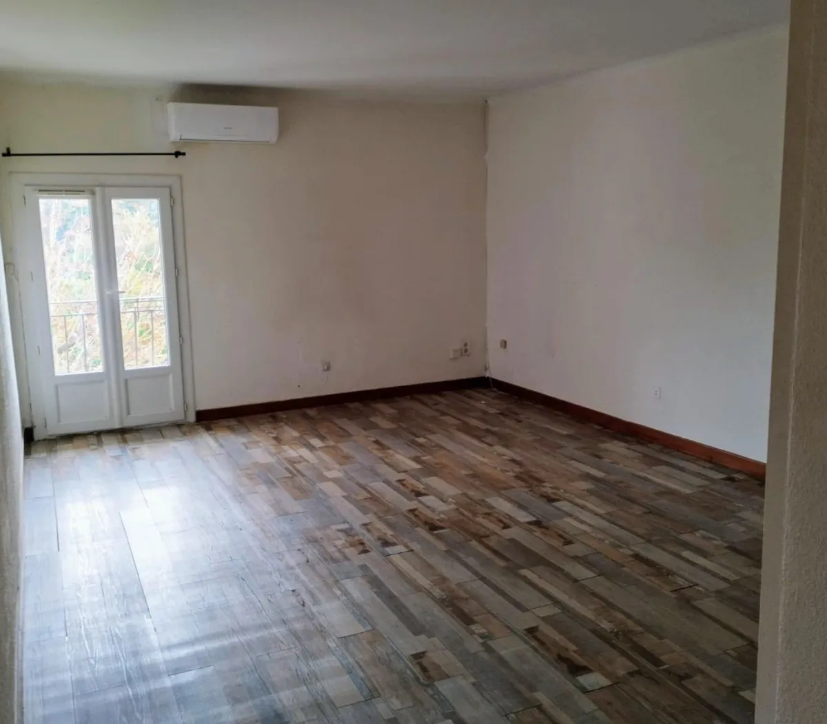 Location Althen-des-Paluds Appartement 66e1608659d1