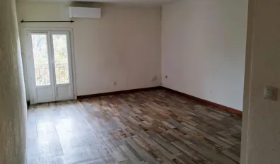 Location Althen-des-Paluds Appartement 66e1608659d1