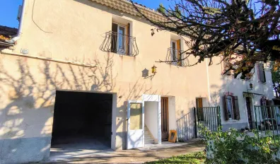 Location Althen-des-Paluds Appartement 66e1608659d1
