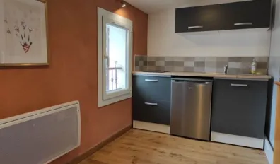 Location L'Isle-sur-la-Sorgue Appartement 66e16962c0ab