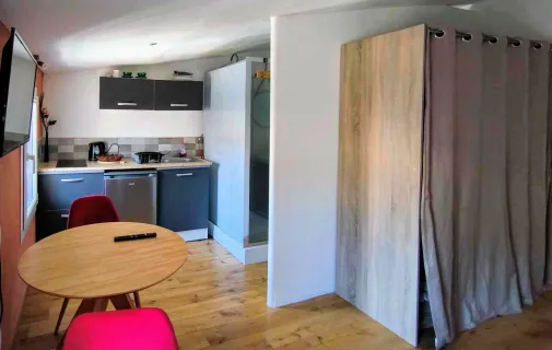 Location L'Isle-sur-la-Sorgue Appartement 66e16962c0ab