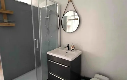 Location L'Isle-sur-la-Sorgue Appartement 66e16962c0ab