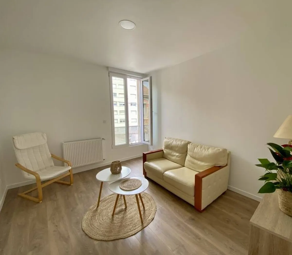 Location Juvisy-sur-Orge Appartement 66e30f9193e8