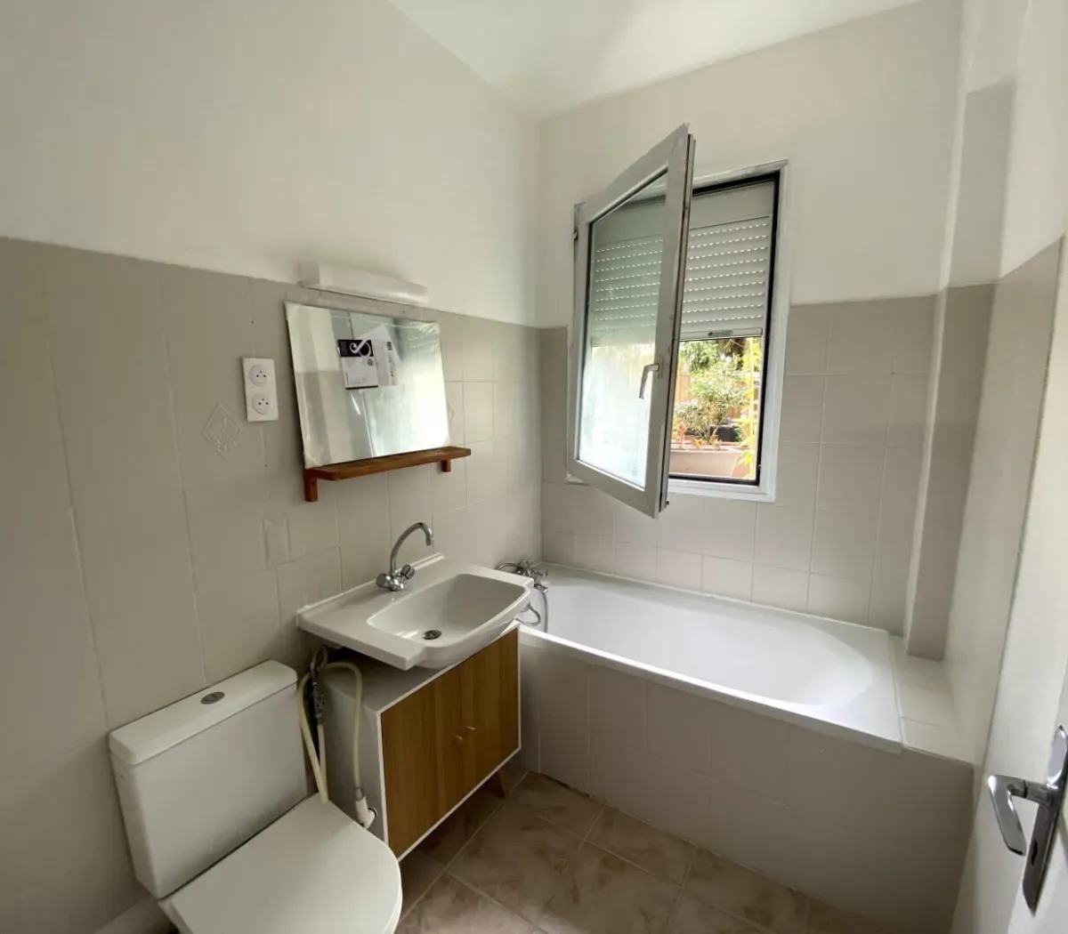 Location Charenton-le-Pont Appartement 66e40e0bd262