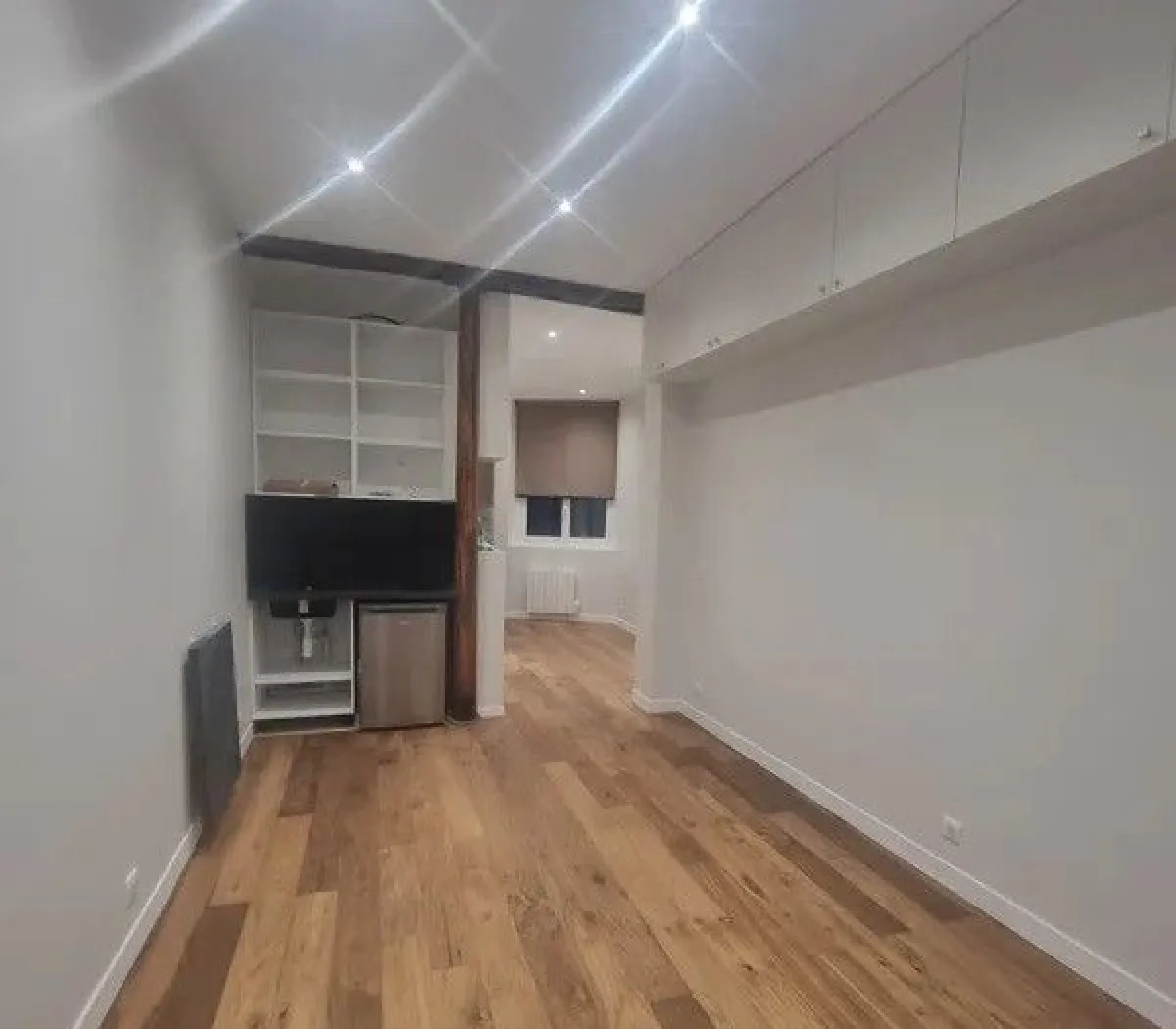 Location Paris Appartement 66e8043653c2